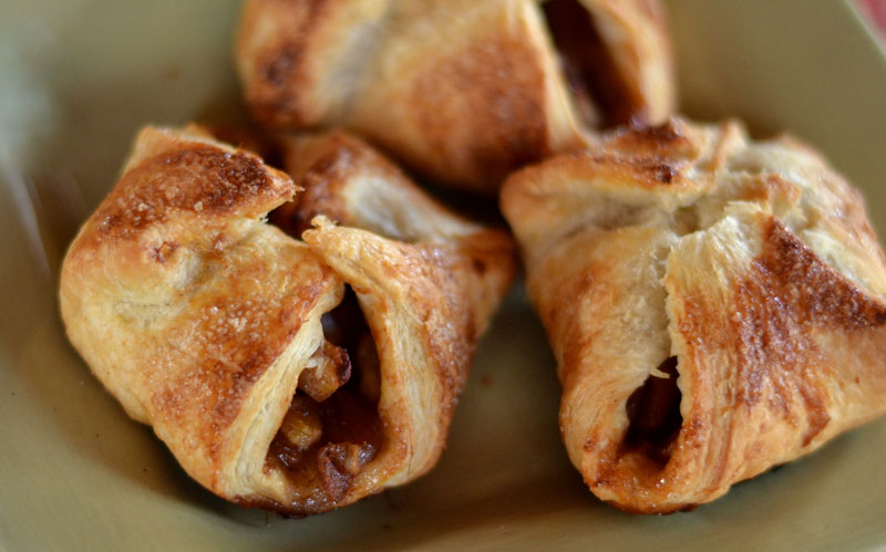 Crescent Roll Apple Turnovers