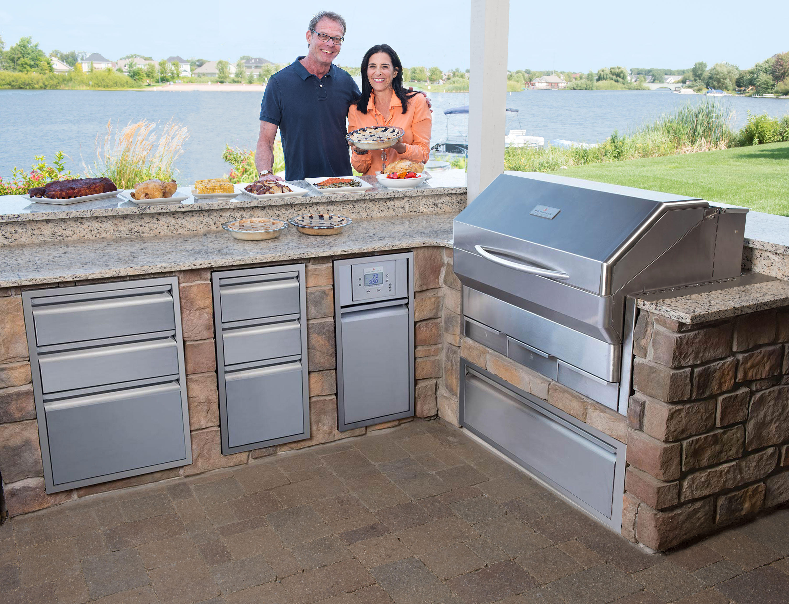 Wood Fire Grills Raise the Standards for Outdoor Kitchens – Memphis Wood  Fire Grills