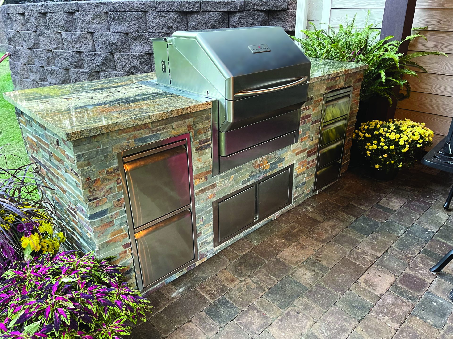 Outdoor Wood Table With Built-in Grill Storage