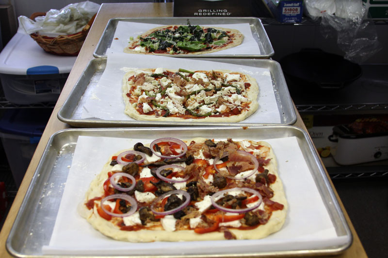 Web-Two Make Your Own Pizza Combination With Pellet Grill